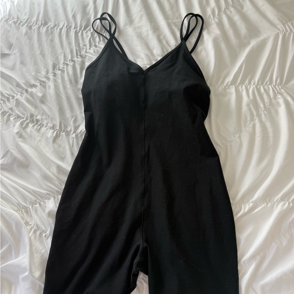 ALO Yoga Black Activewear Jumpsuit - Picture 1 of 3